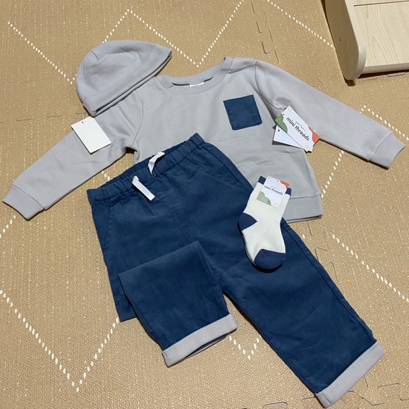 PL Baby By Petit Lem 4-Piece Colorblock Knit Set - Picture 8 of 12